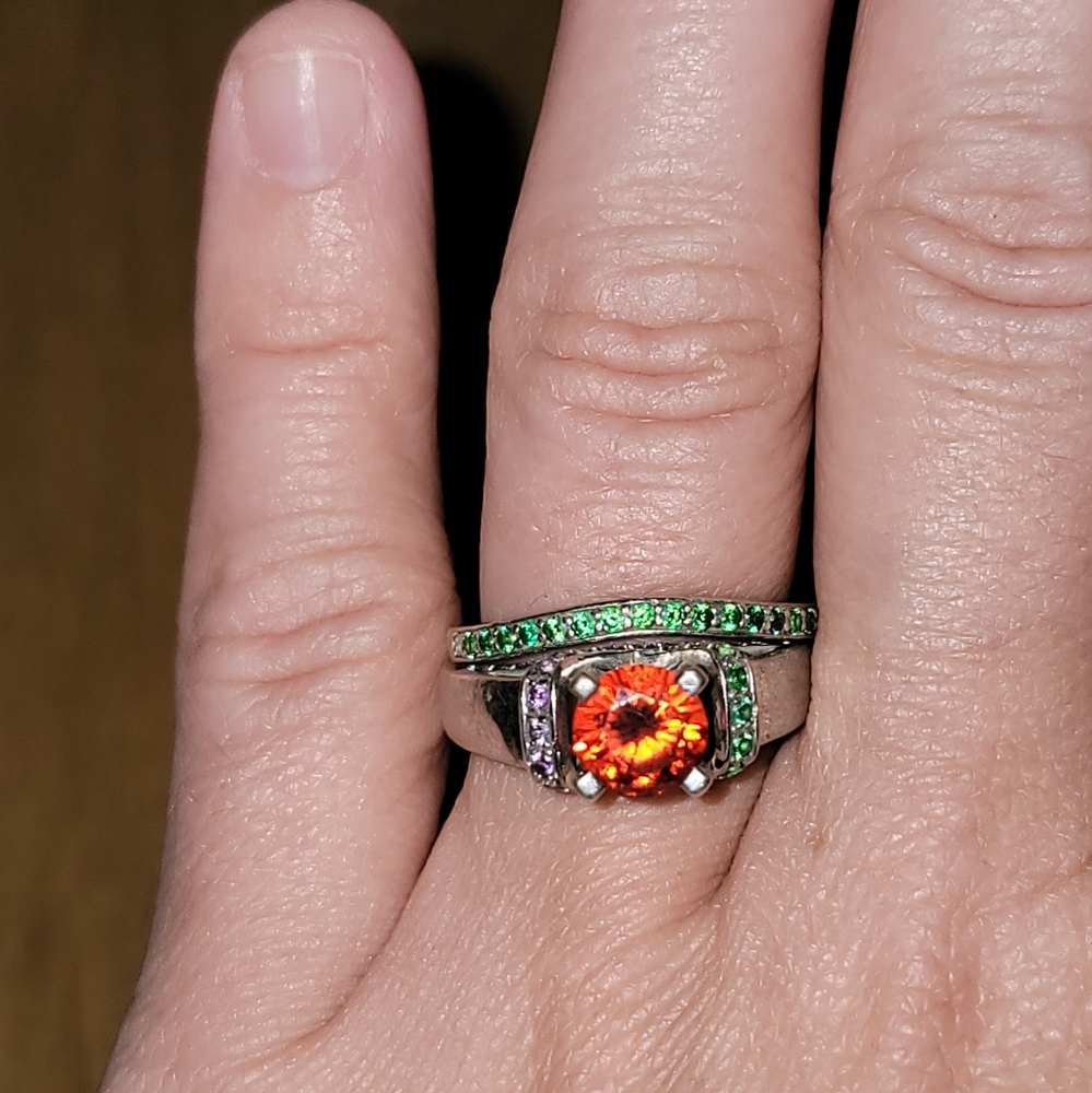 Disney's Ariel style wedding ring set